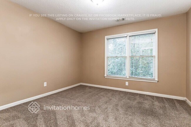 Building Photo - 188 Crown Forest Dr