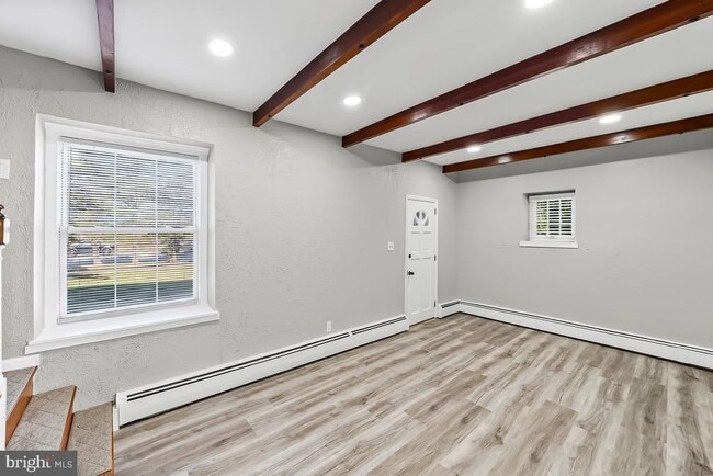 Building Photo - 4252 West Chester Pike