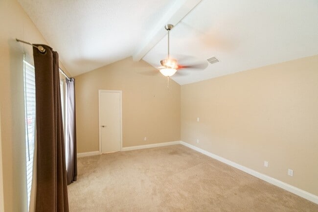 Building Photo - 14816 Sopras Cir