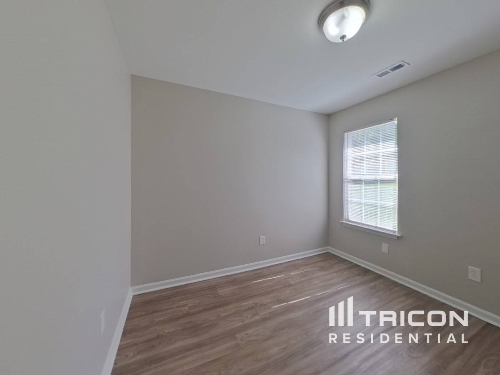 Building Photo - 5434 Peachwood Dr