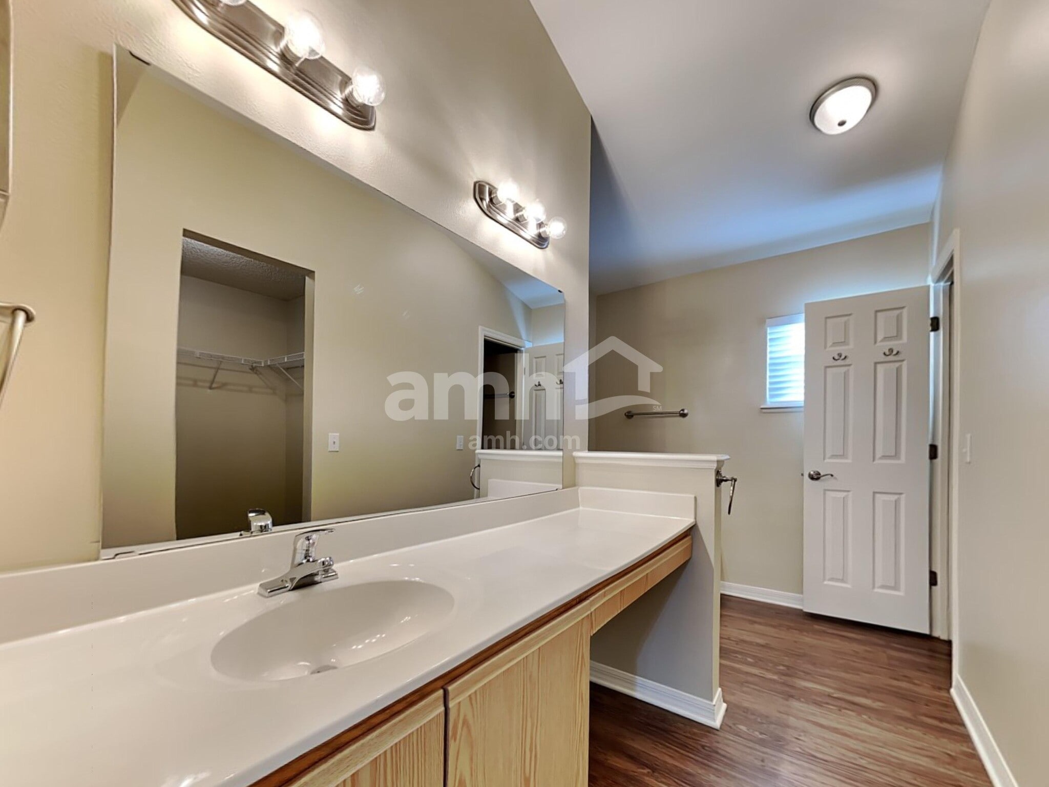 Building Photo - 1844 Saga Ct