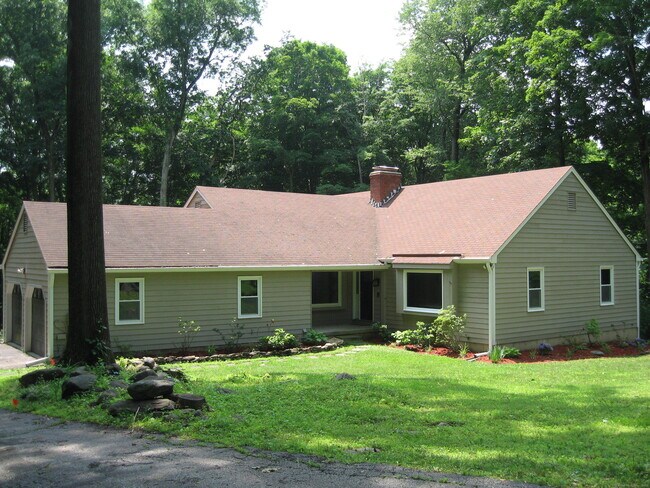 Primary Photo - 7 Jarrod Dr
