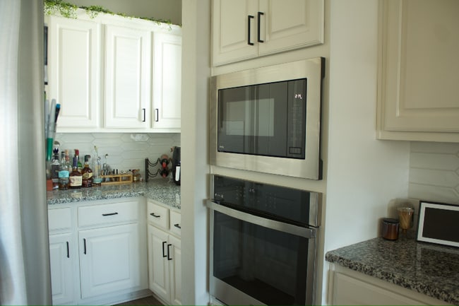 Building Photo - 14350 Gold Rush Pass