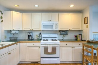 Building Photo - 1258 Greenfield Ln