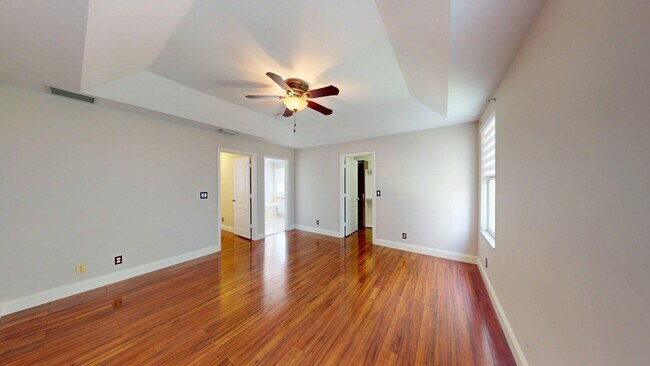 Building Photo - 113 Canterbury Pl