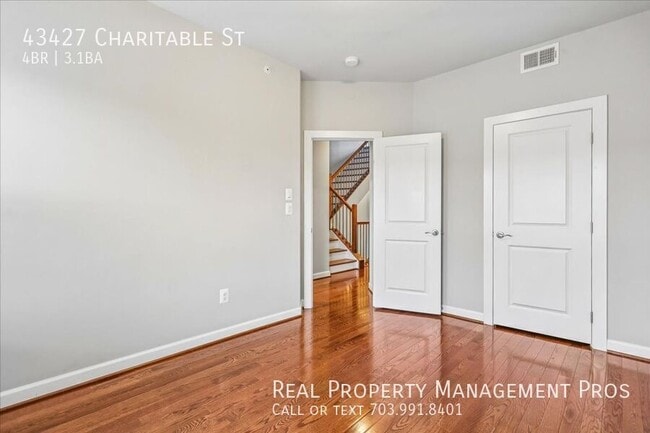 Building Photo - 43427 Charitable St
