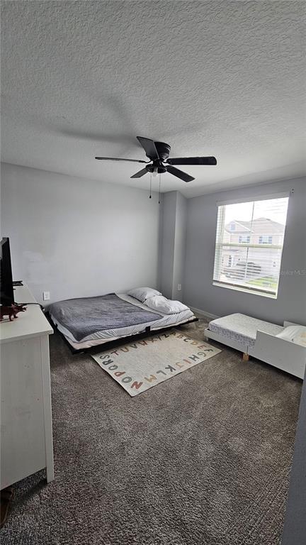 Building Photo - 600 Silver Palm Dr