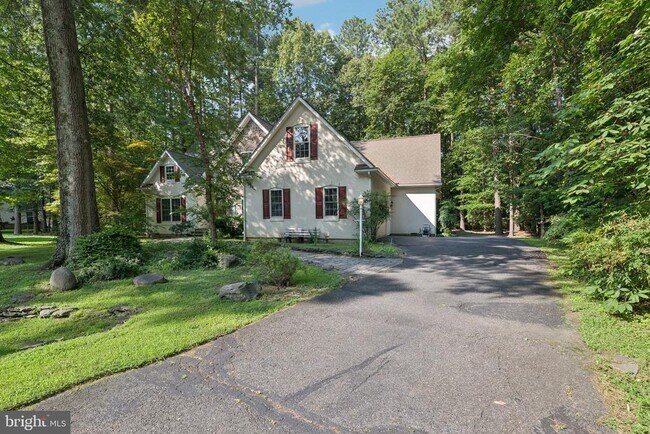 Building Photo - 14715 Jennifer Ct
