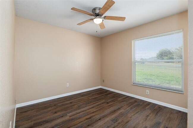 Building Photo - 2 Hemlock Radial Ct