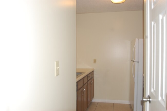 Building Photo - 624 Potomac Ct
