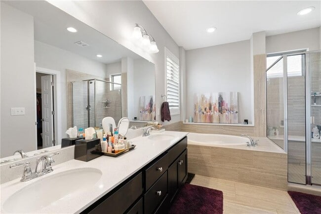 Building Photo - 1514 Arcilla St