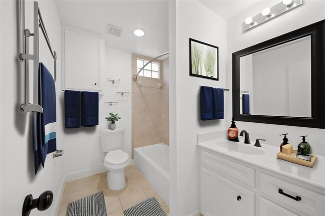 Building Photo - 7650 Springhill St