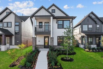 Building Photo - 1519 Noble Pk Dr