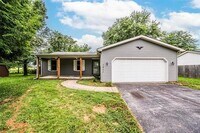 Building Photo - 1211 Derek Dr