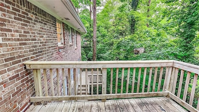 Building Photo - 3630 Winview Ct