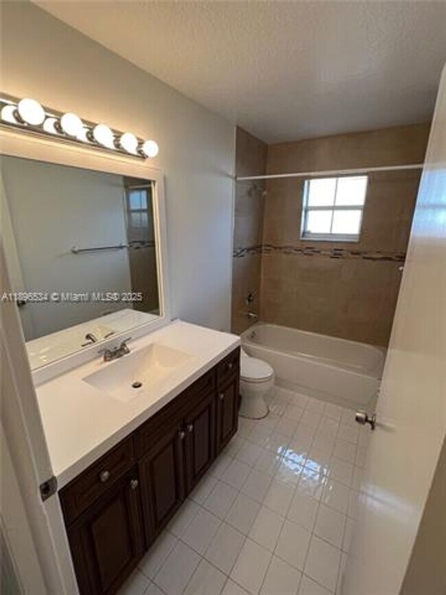 Building Photo - 15434 SW 168th Terrace