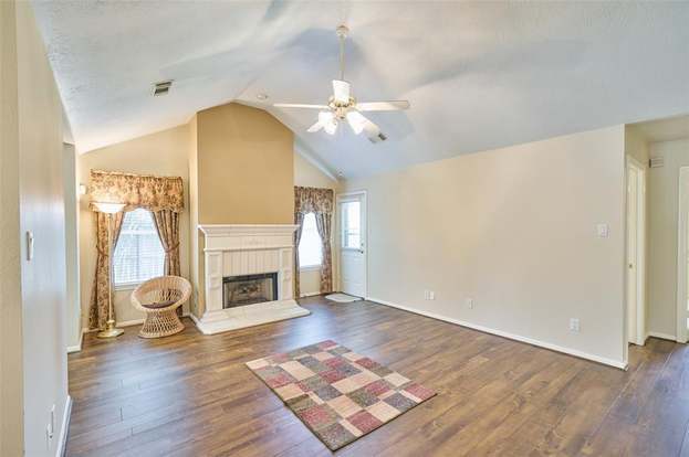 Building Photo - 5030 Deer Point Dr