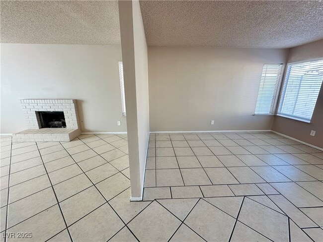 Building Photo - 6712 Reggie Cir