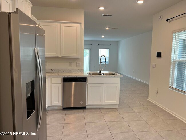 Building Photo - 4021 Haymon Ave