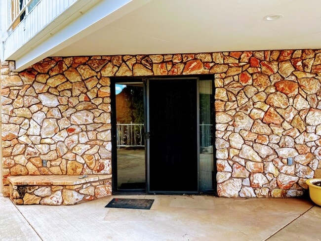 Building Photo - 2330 S Adonis Cir