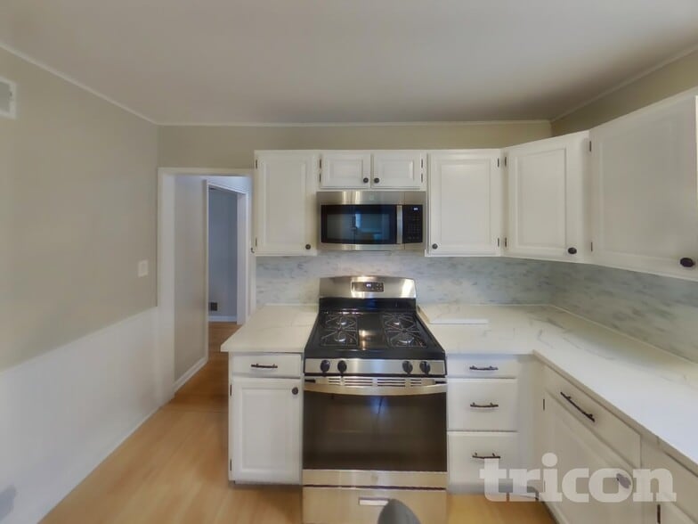 Building Photo - 3343 N Ellen Dr