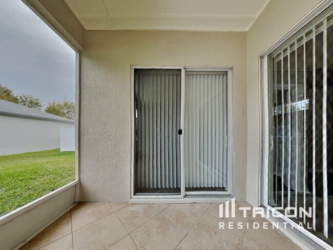 Building Photo - 4330 Marchmont Blvd