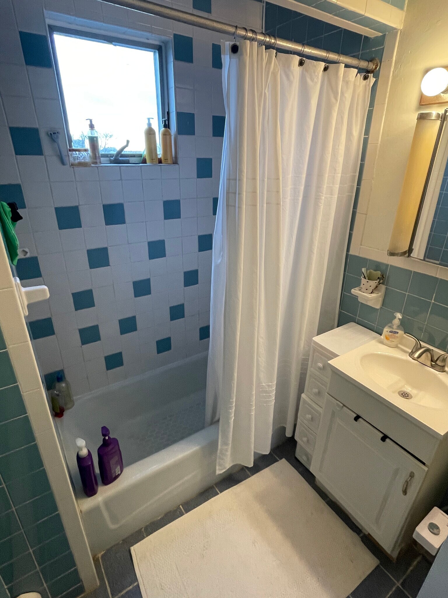 Building Photo - 79 Clarendon Ave