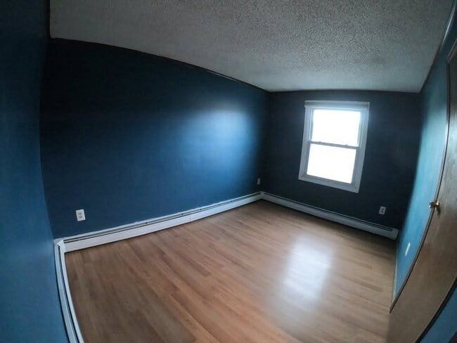 Building Photo - 1215 Pawtucket Blvd
