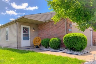 Building Photo - Short Term furnished rental available month to month