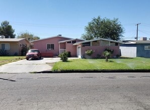 Building Photo - 44015 Heaton Ave