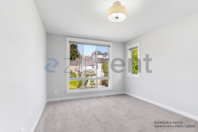 Building Photo - 11500 174th Ave NE
