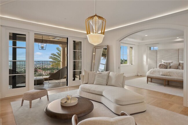 Building Photo - 9 Pelican Crest Dr