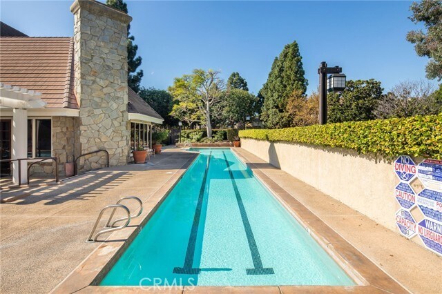 Building Photo - 2621 Plaza del Amo