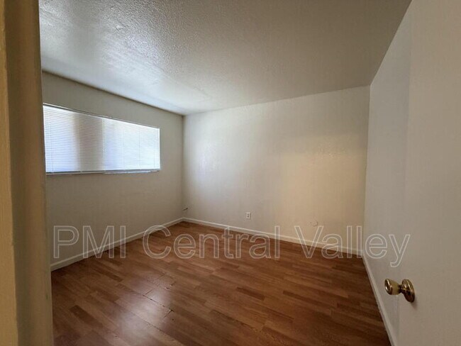 Building Photo - 6222 Porterfield Ct