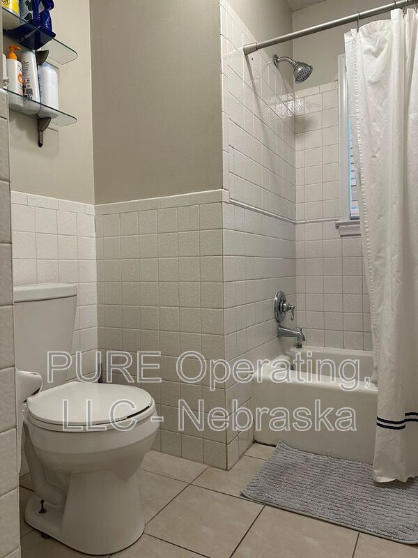 Building Photo - 12904 Marcy St