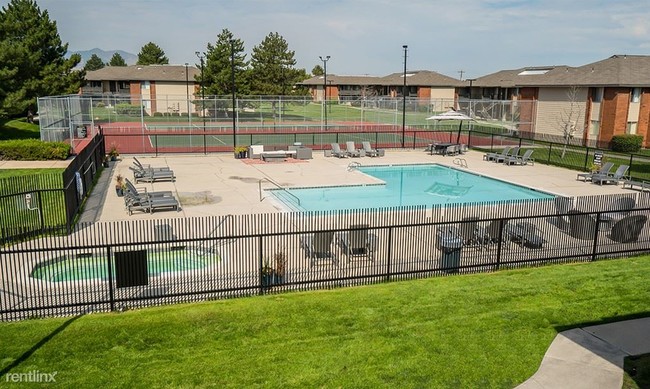 Building Photo - 820 W Timber Creek Way