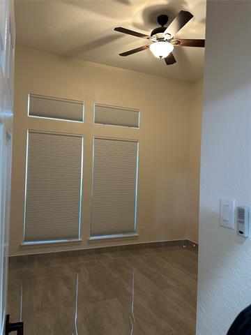 Building Photo - 304 Glen Hollow