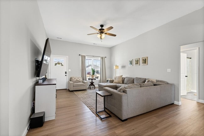 Building Photo - 5909 Serviceberry Terrace