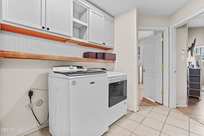 Building Photo - 6244 Spotted Eagle Dr