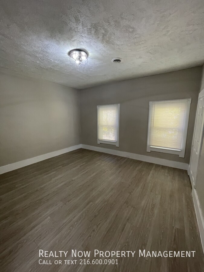 Building Photo - 1409 Auburn Ave