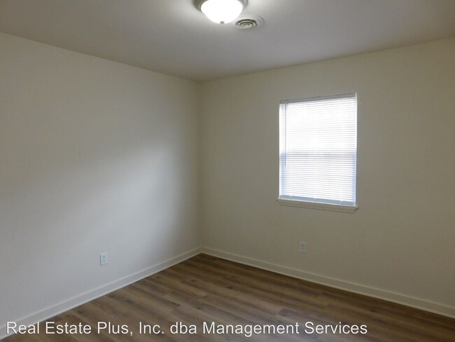 Building Photo - 419 Stoneyhill Trail