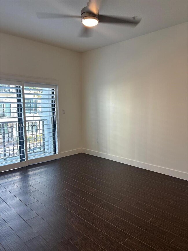 Building Photo - 4700 NW 84th Ave