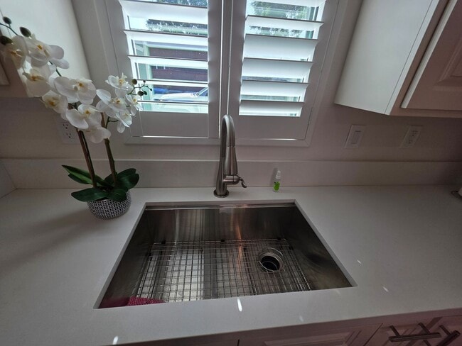 Building Photo - Newly built 1 Bed, 1 Bath ADU