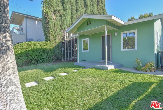 Building Photo - 2657-2657 Piedmont Ave