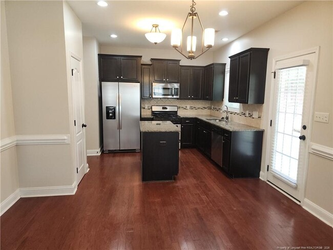 Building Photo - 804 Misty Meadow Ln