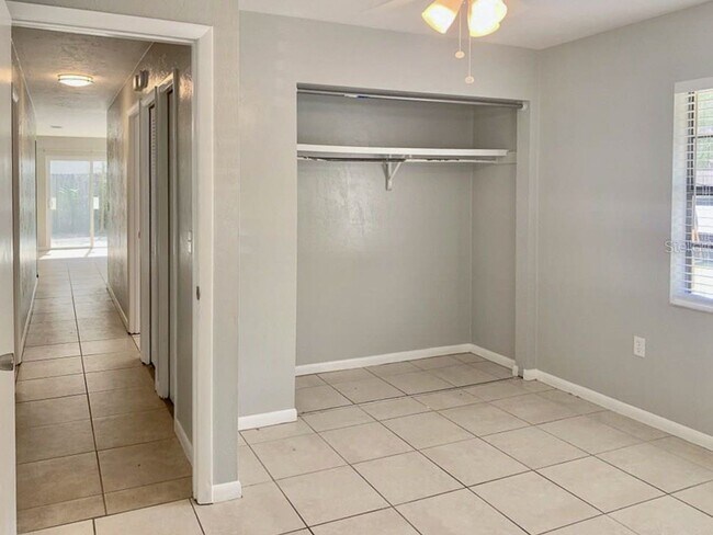 Building Photo - 2292 - Sugarfoot Oaks