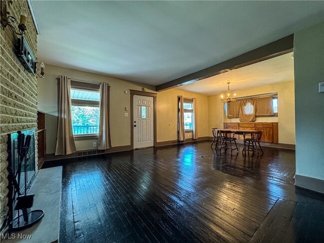 Building Photo - 604 W Laclede Ave