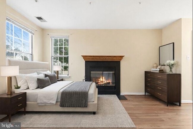 Building Photo - 2 Highstream Ct