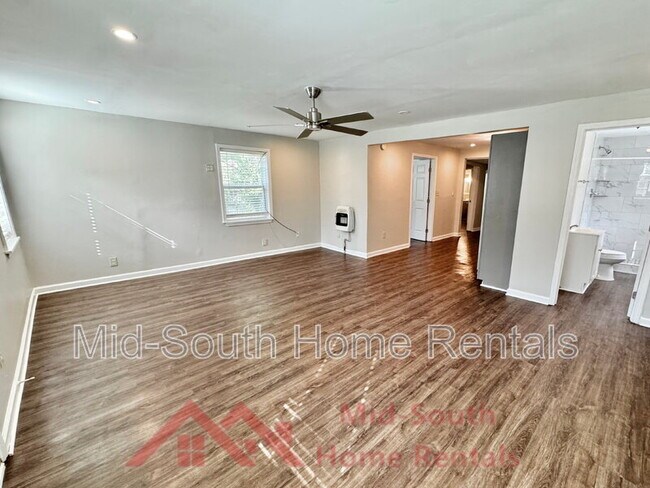 Building Photo - 324 Harrell St