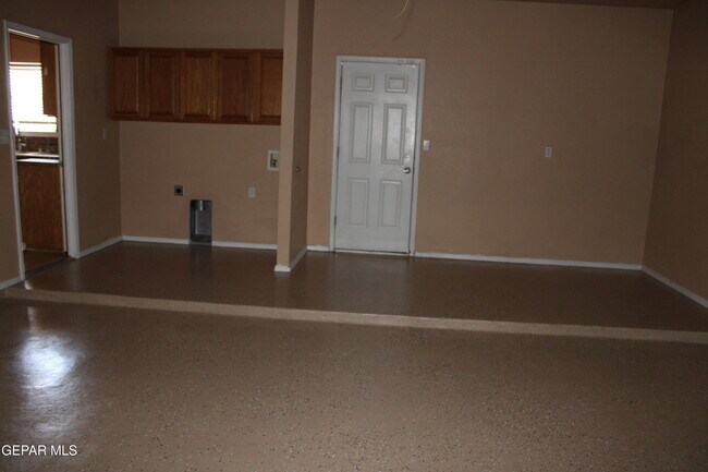 Building Photo - 4056 Tibuni Pl